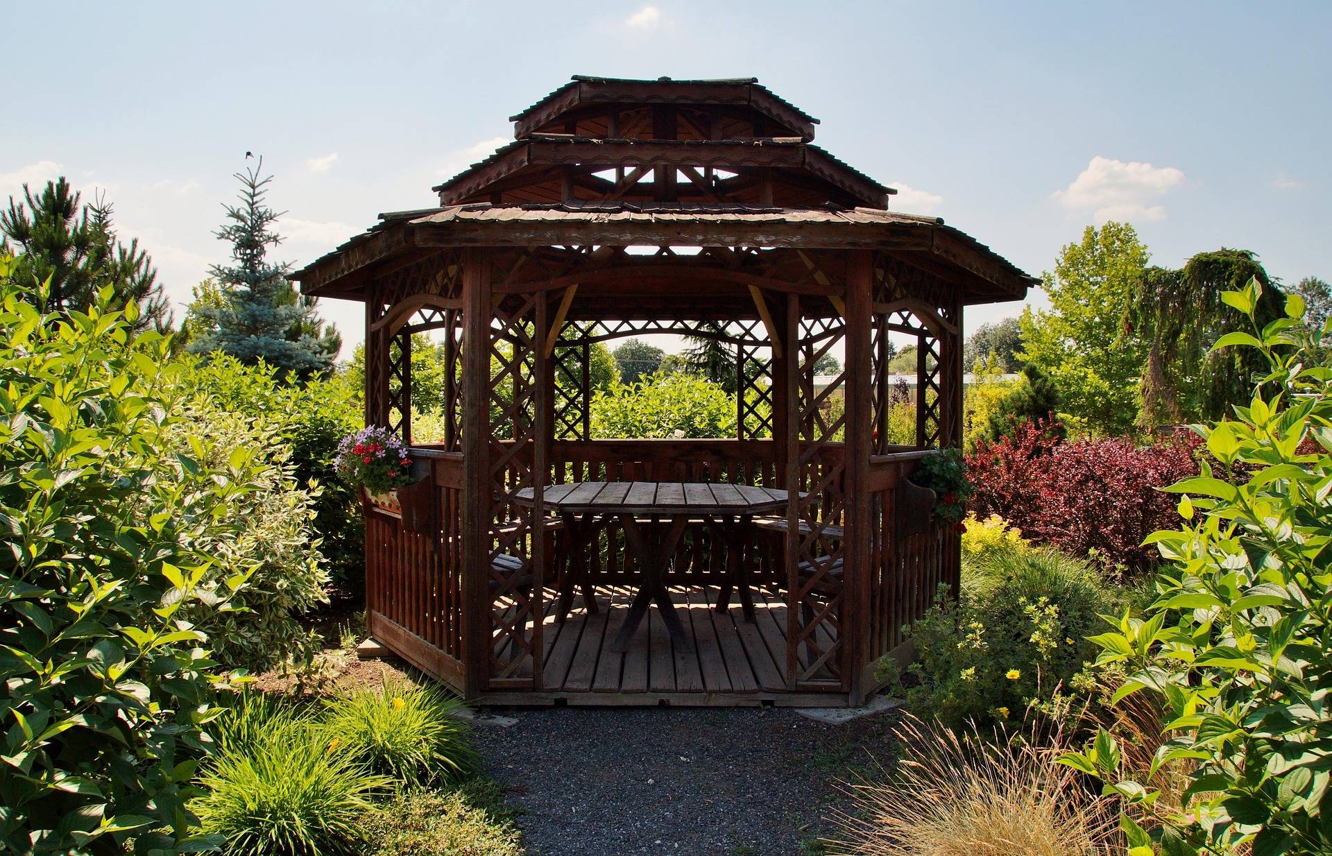 ivabalk-bower-3493071_1920